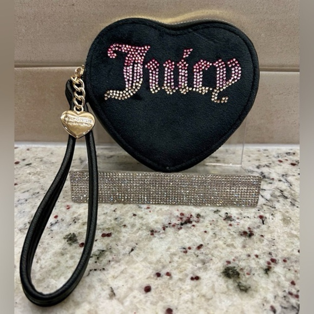 Juicy Couture Black Liquorice Ombre Rhinestones Heart Velour Be Wristlet Wallet
